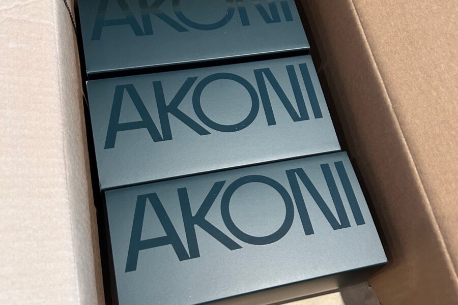 AKONI　入荷のお知らせ　WISE-FOUR